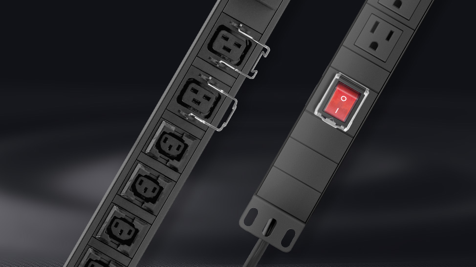 FS Basic vs Metered Rack PDUs Key Differences in Distribution and Monitoring FS Community