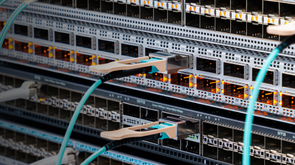 New Trends of Optical Transceiver Market in Data Centers | FS Community