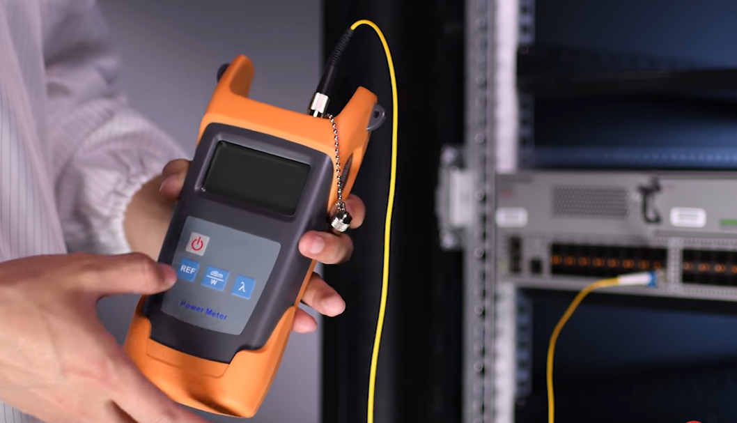 TX/RX Optical Power of Transceiver Tested by Optical Power Meter